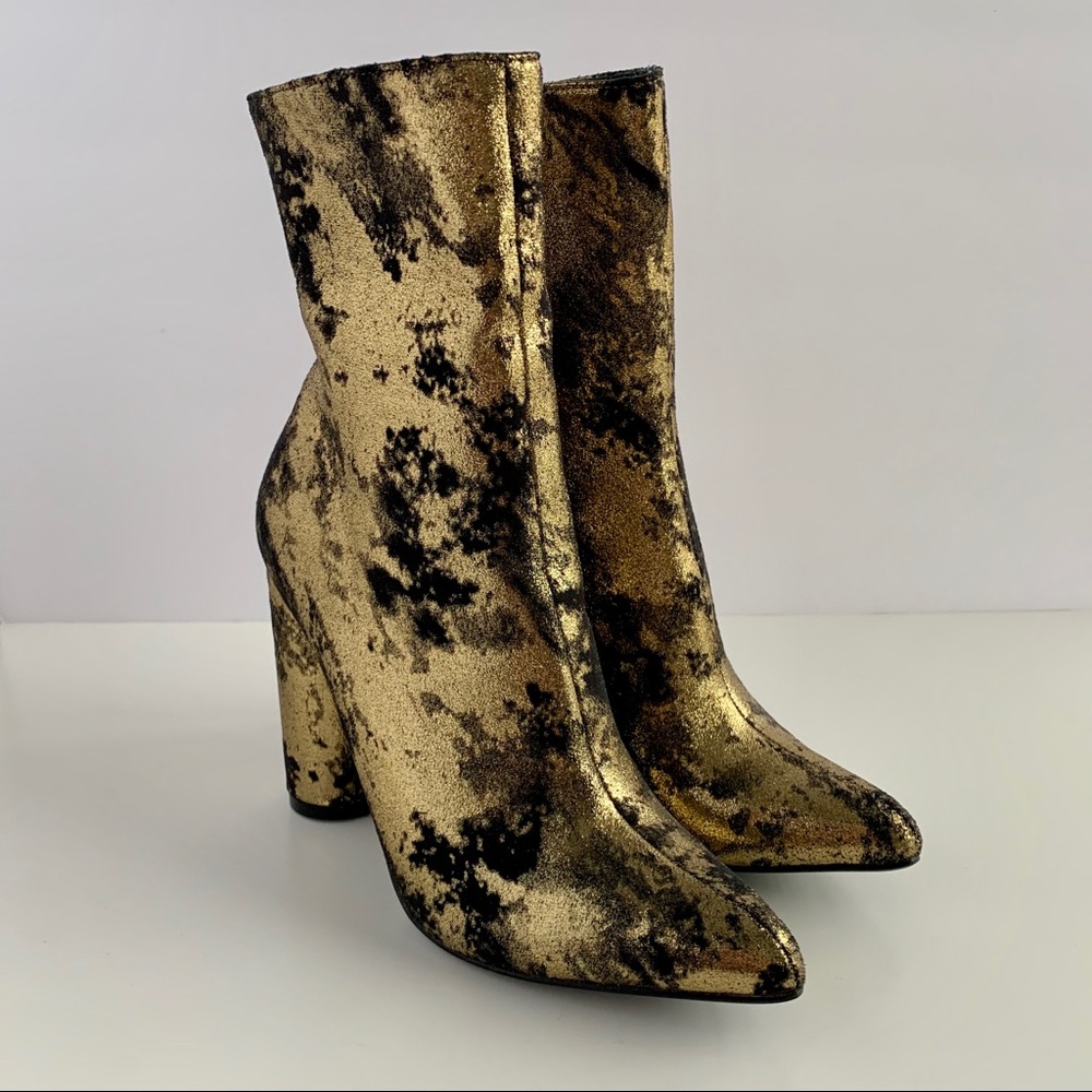 Cape Robbin Ankle Boots